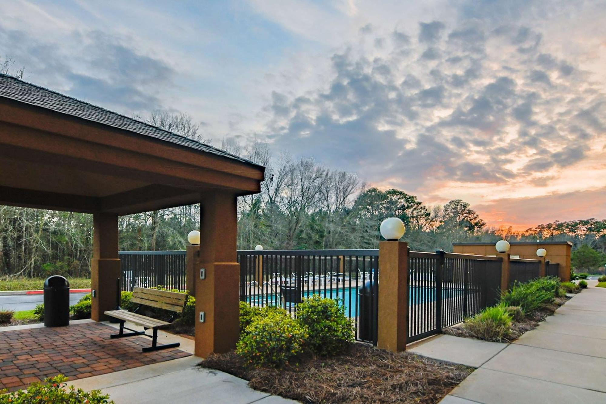 Hampton Inn Foley Extérieur photo